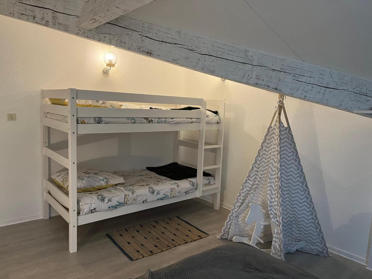 Maisonnette A 300 M Du De